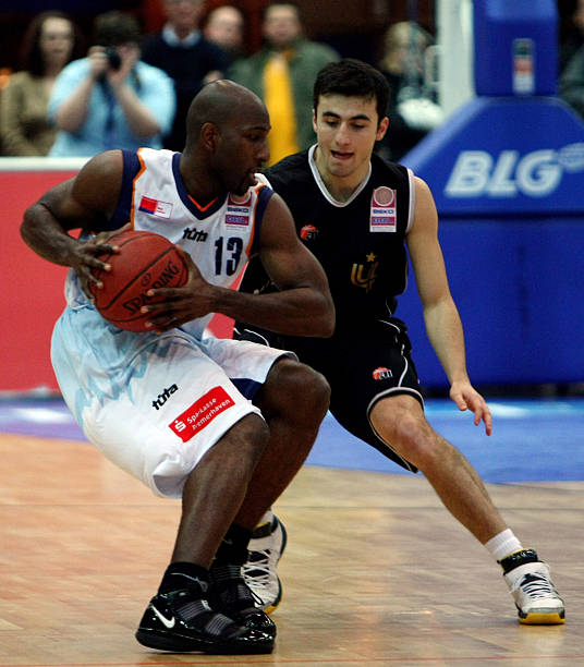 他放弃中国国籍远走日本，如今双杀国羽包揽冠亚军，已成心腹大患.